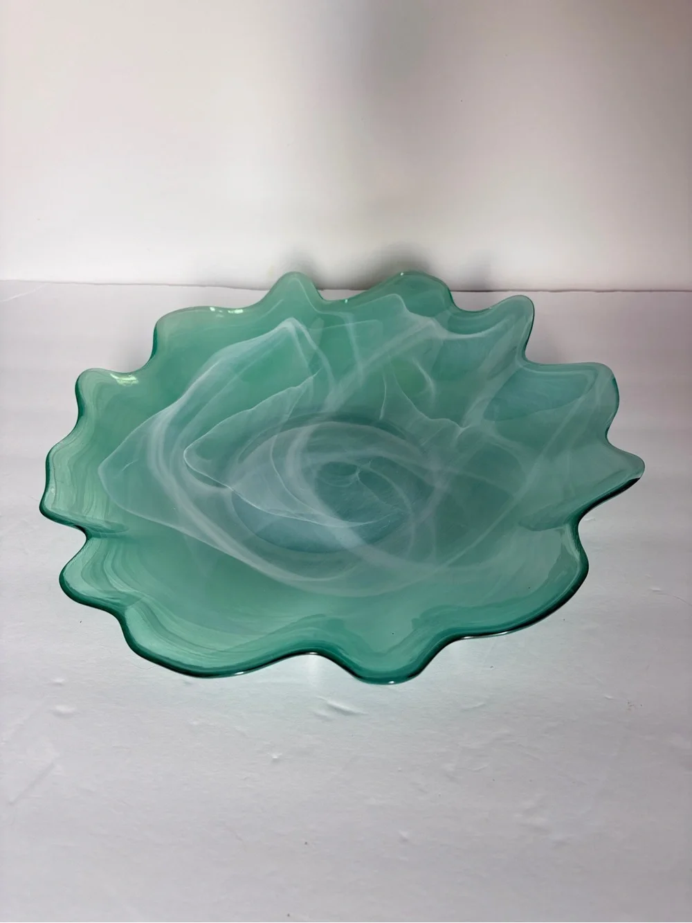 Pier 1 Seafoam Green Swirl Ruffled Art Glass Bowl